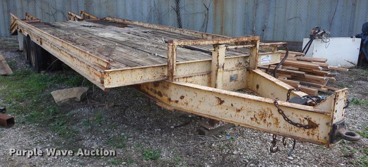 image for item DF1565 1986 CZ CZ20RT equipment trailer