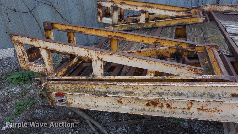 image for item DF1565 1986 CZ CZ20RT equipment trailer