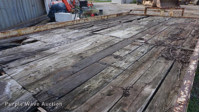 image for item DF1565 1986 CZ CZ20RT equipment trailer