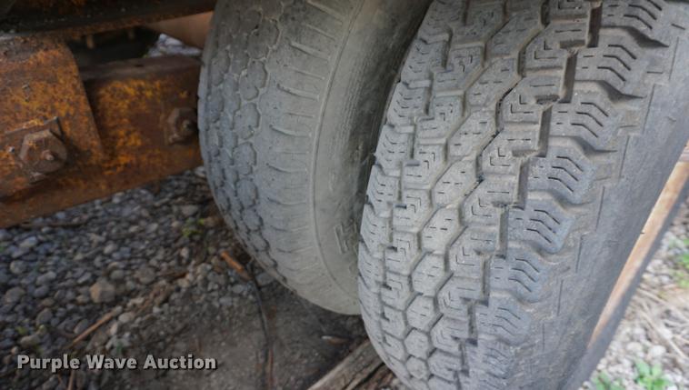 image for item DF1565 1986 CZ CZ20RT equipment trailer