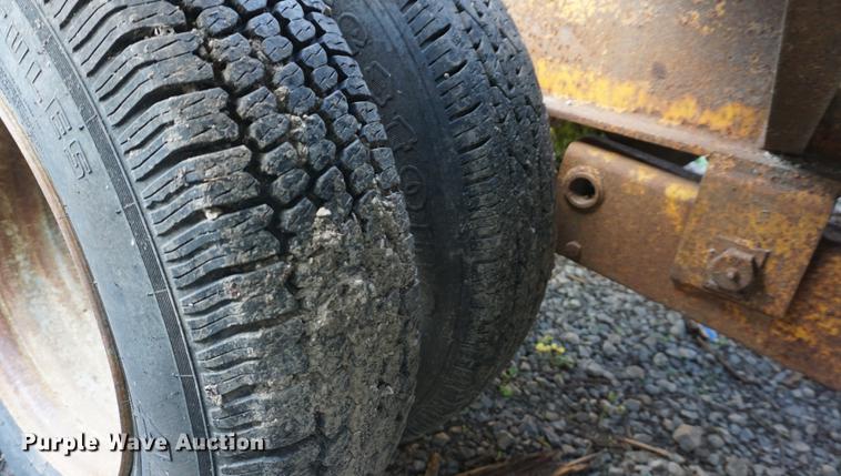 image for item DF1565 1986 CZ CZ20RT equipment trailer