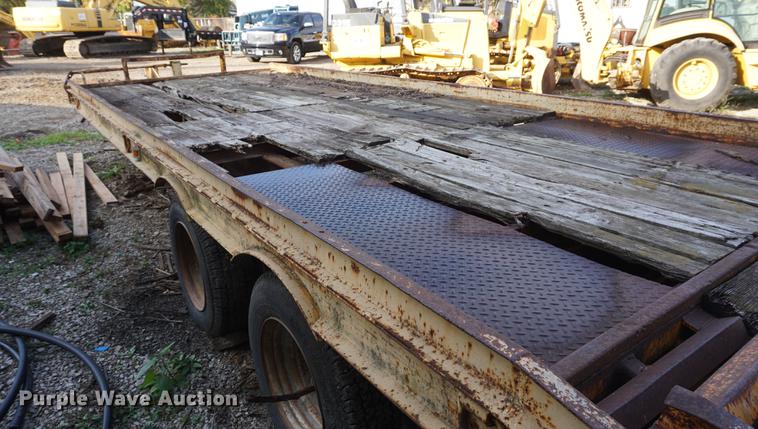 image for item DF1565 1986 CZ CZ20RT equipment trailer