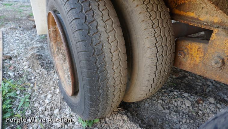 image for item DF1565 1986 CZ CZ20RT equipment trailer