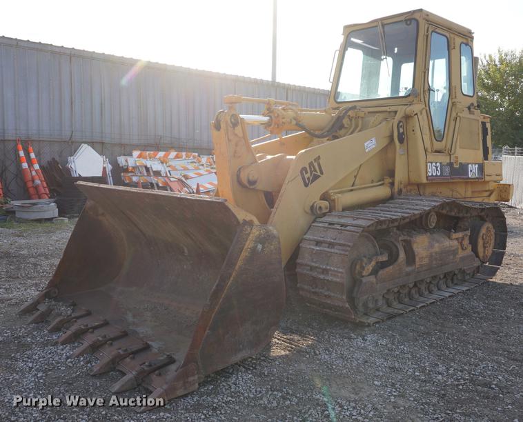 image for item DF1566 1987 Caterpillar 963 LGP track loader