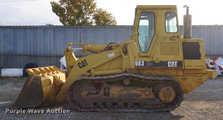 image for item DF1566 1987 Caterpillar 963 LGP track loader
