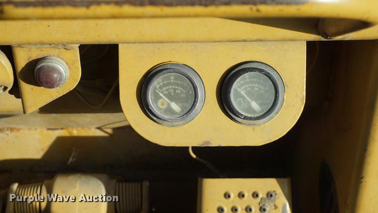 image for item DF1566 1987 Caterpillar 963 LGP track loader