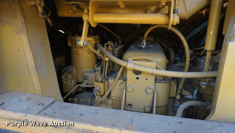 image for item DF1566 1987 Caterpillar 963 LGP track loader