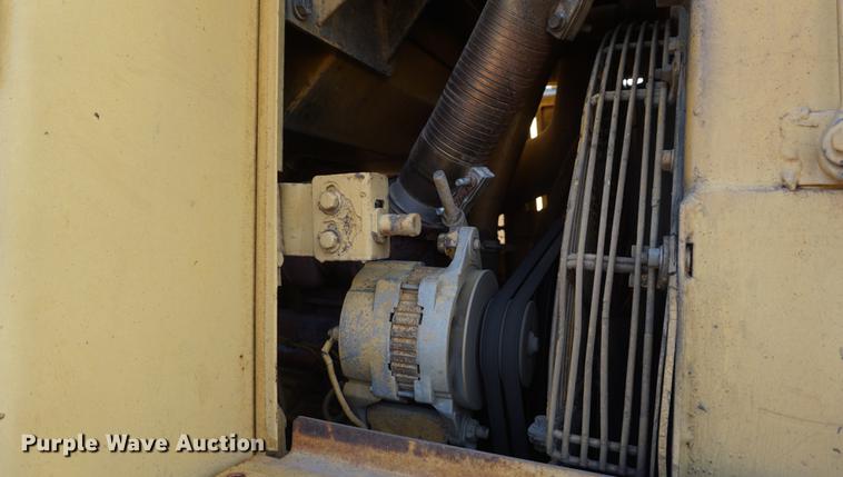 image for item DF1566 1987 Caterpillar 963 LGP track loader