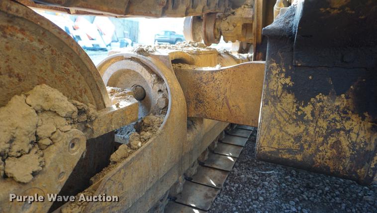 image for item DF1566 1987 Caterpillar 963 LGP track loader