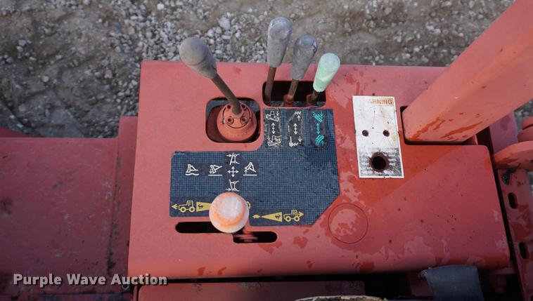 image for item DF1567 1999 Ditch Witch 3700DD trencher
