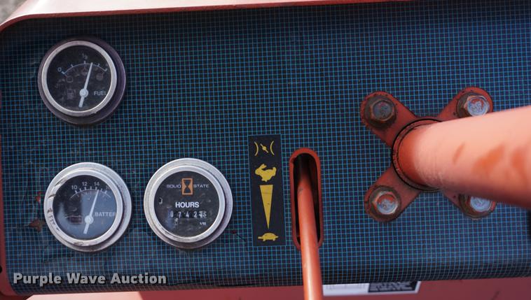 image for item DF1567 1999 Ditch Witch 3700DD trencher