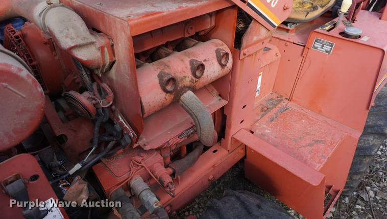 image for item DF1567 1999 Ditch Witch 3700DD trencher