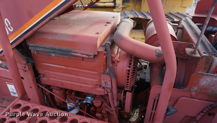 image for item DF1567 1999 Ditch Witch 3700DD trencher