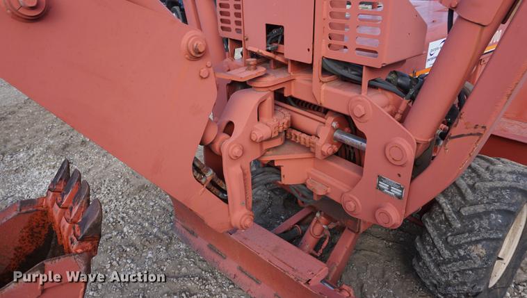 image for item DF1567 1999 Ditch Witch 3700DD trencher