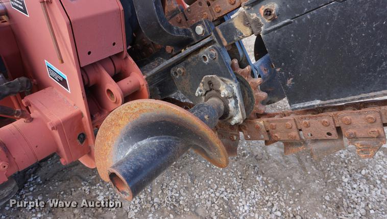image for item DF1567 1999 Ditch Witch 3700DD trencher