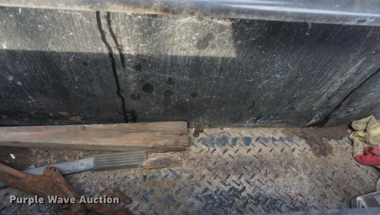 image for item DF1568 2004 PJ equipment trailer