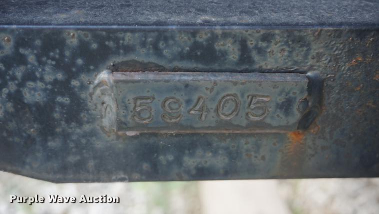 image for item DF1568 2004 PJ equipment trailer