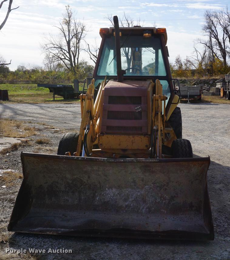 image for item DF1576 1989 Case 580K backhoe