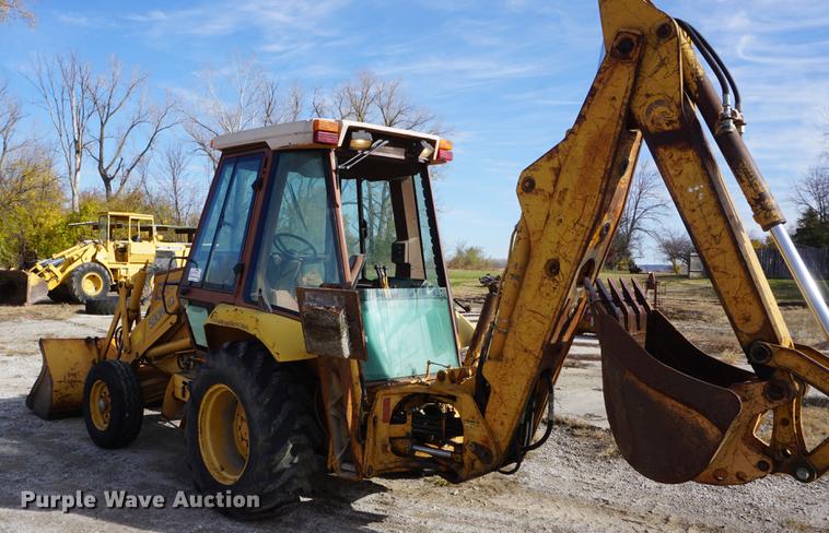 image for item DF1576 1989 Case 580K backhoe