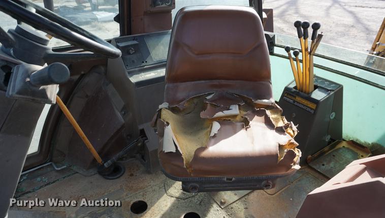 image for item DF1576 1989 Case 580K backhoe