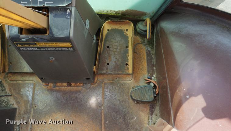 image for item DF1576 1989 Case 580K backhoe