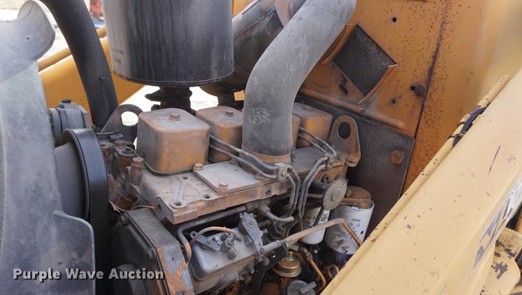 image for item DF1576 1989 Case 580K backhoe