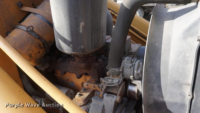 image for item DF1576 1989 Case 580K backhoe