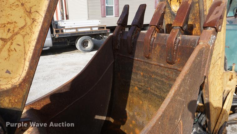 image for item DF1576 1989 Case 580K backhoe