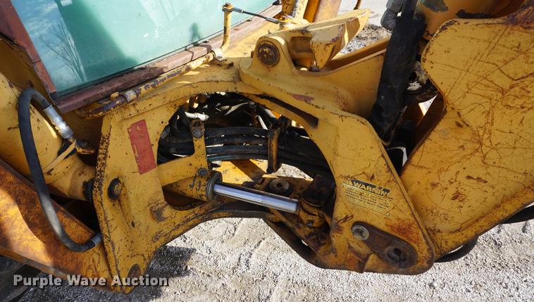 image for item DF1576 1989 Case 580K backhoe