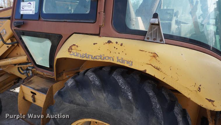 image for item DF1576 1989 Case 580K backhoe