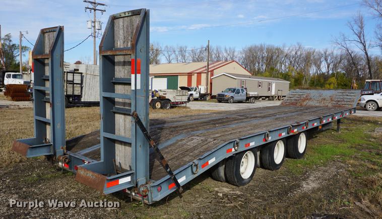 image for item DF1579 2007 Kaufman equipment trailer