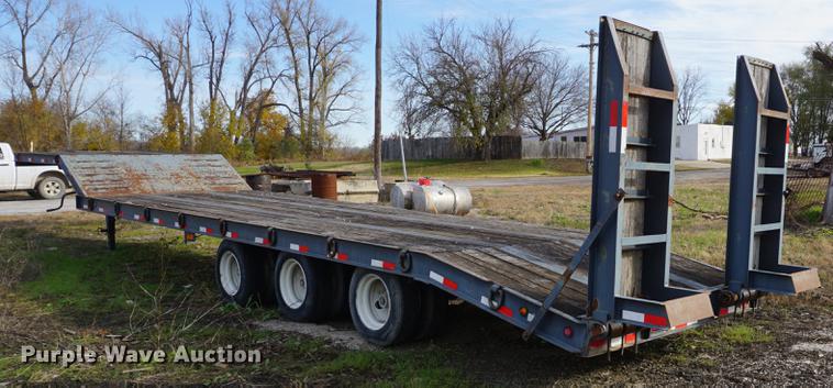 image for item DF1579 2007 Kaufman equipment trailer