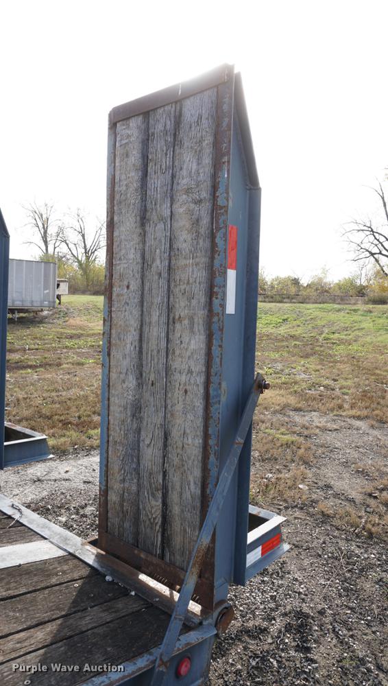 image for item DF1579 2007 Kaufman equipment trailer