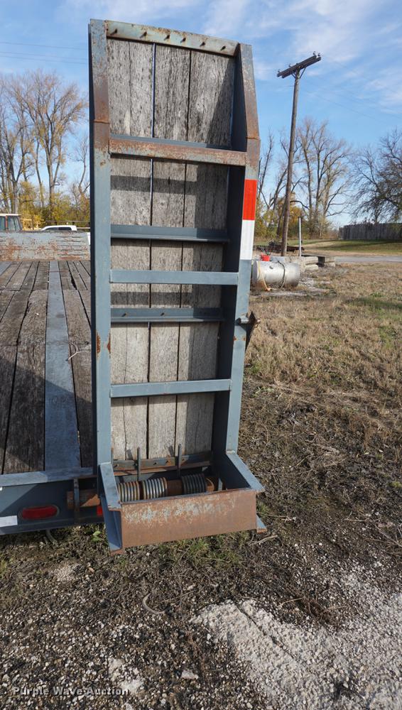 image for item DF1579 2007 Kaufman equipment trailer