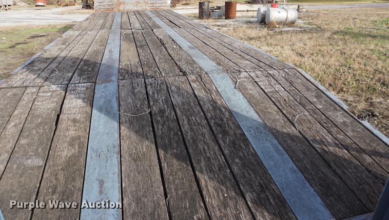 image for item DF1579 2007 Kaufman equipment trailer