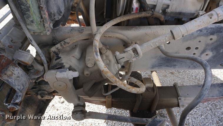 image for item DF1581 1990 Ford L9000 dump truck