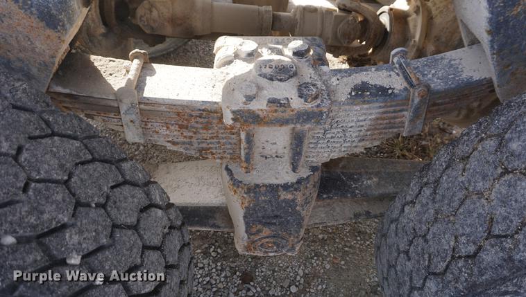 image for item DF1581 1990 Ford L9000 dump truck