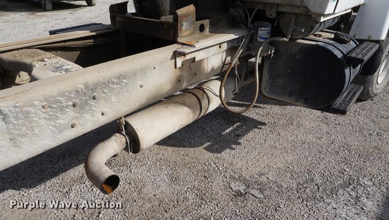 image for item DF1581 1990 Ford L9000 dump truck