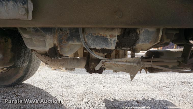 image for item DF1581 1990 Ford L9000 dump truck