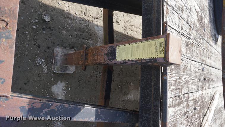 image for item DF1583 1997 Blair equipment trailer