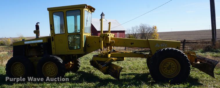 image for item DF1590 John Deere 570 motor grader