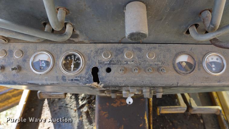 image for item DF1590 John Deere 570 motor grader