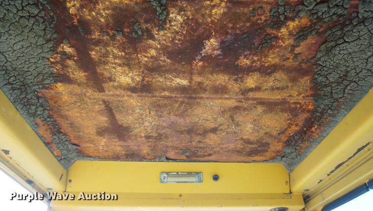 image for item DF1590 John Deere 570 motor grader