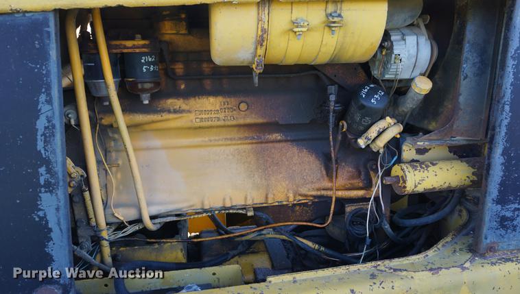 image for item DF1590 John Deere 570 motor grader