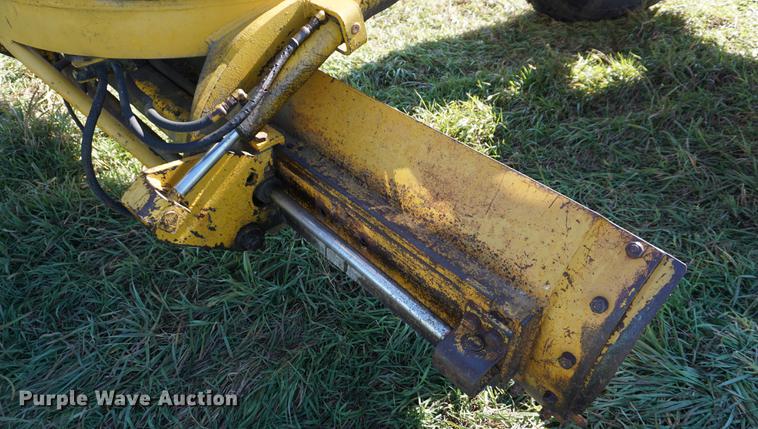 image for item DF1590 John Deere 570 motor grader