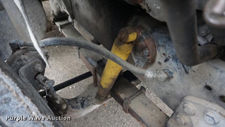 image for item DF1596 1993 Ford L9000 flatbed truck