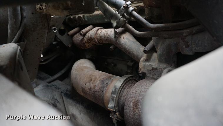 image for item DF1596 1993 Ford L9000 flatbed truck