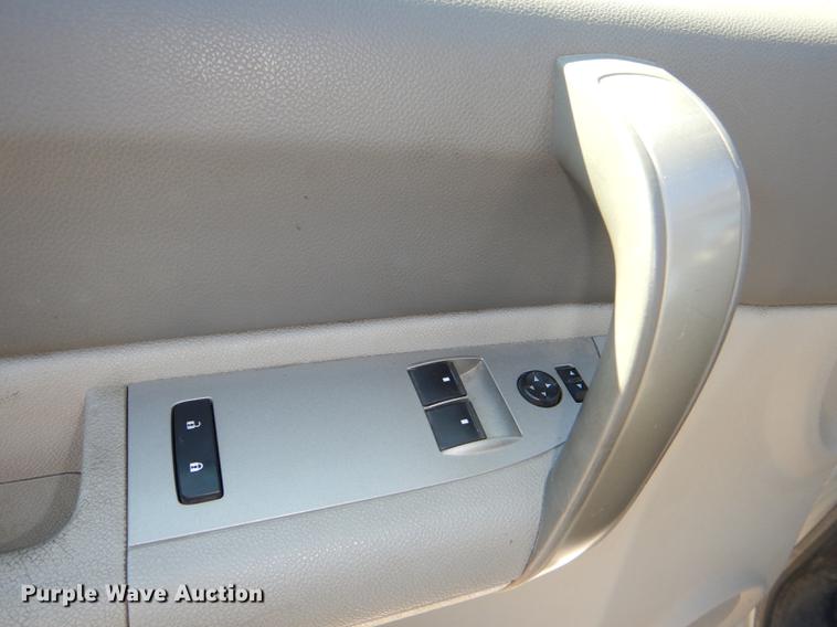 image for item DF1961 2009 Chevrolet Silverado 3500HD utility bed pickup truck