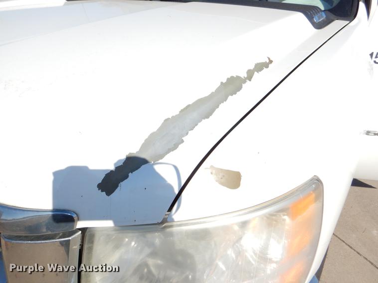 image for item DF1961 2009 Chevrolet Silverado 3500HD utility bed pickup truck