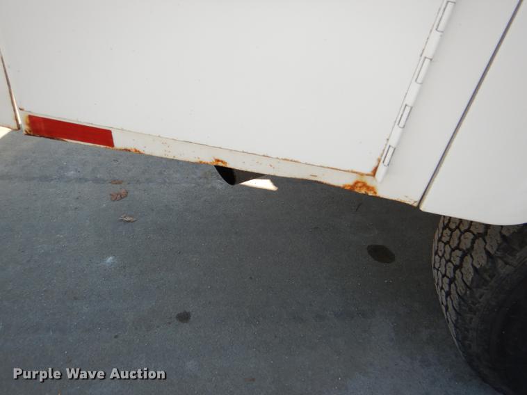 image for item DF1961 2009 Chevrolet Silverado 3500HD utility bed pickup truck